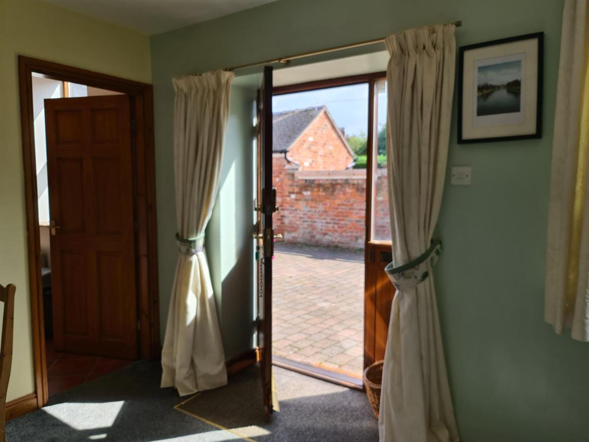 Never To Be Booked Apartment York Exterior photo